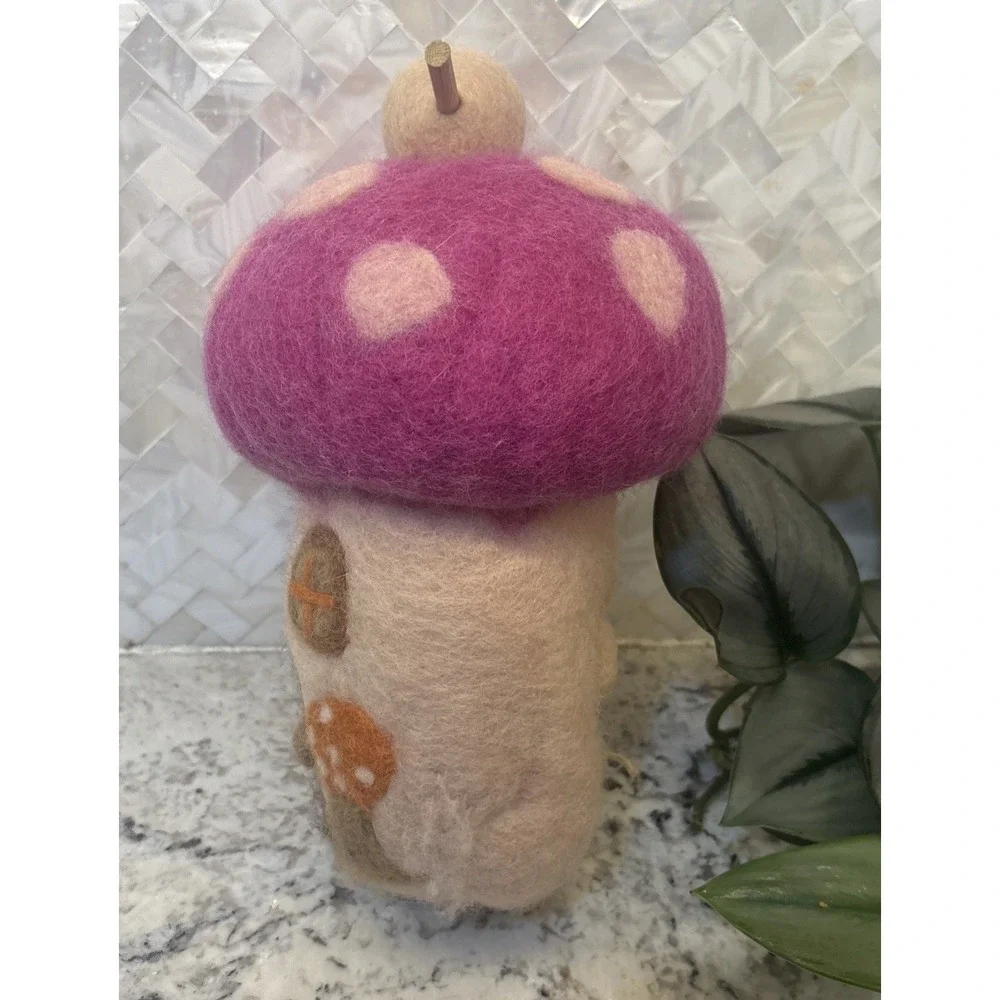 DZI Handmade Needle Felted Wool Bird Fairy House Magic Mushroom Woodland‎ Decor